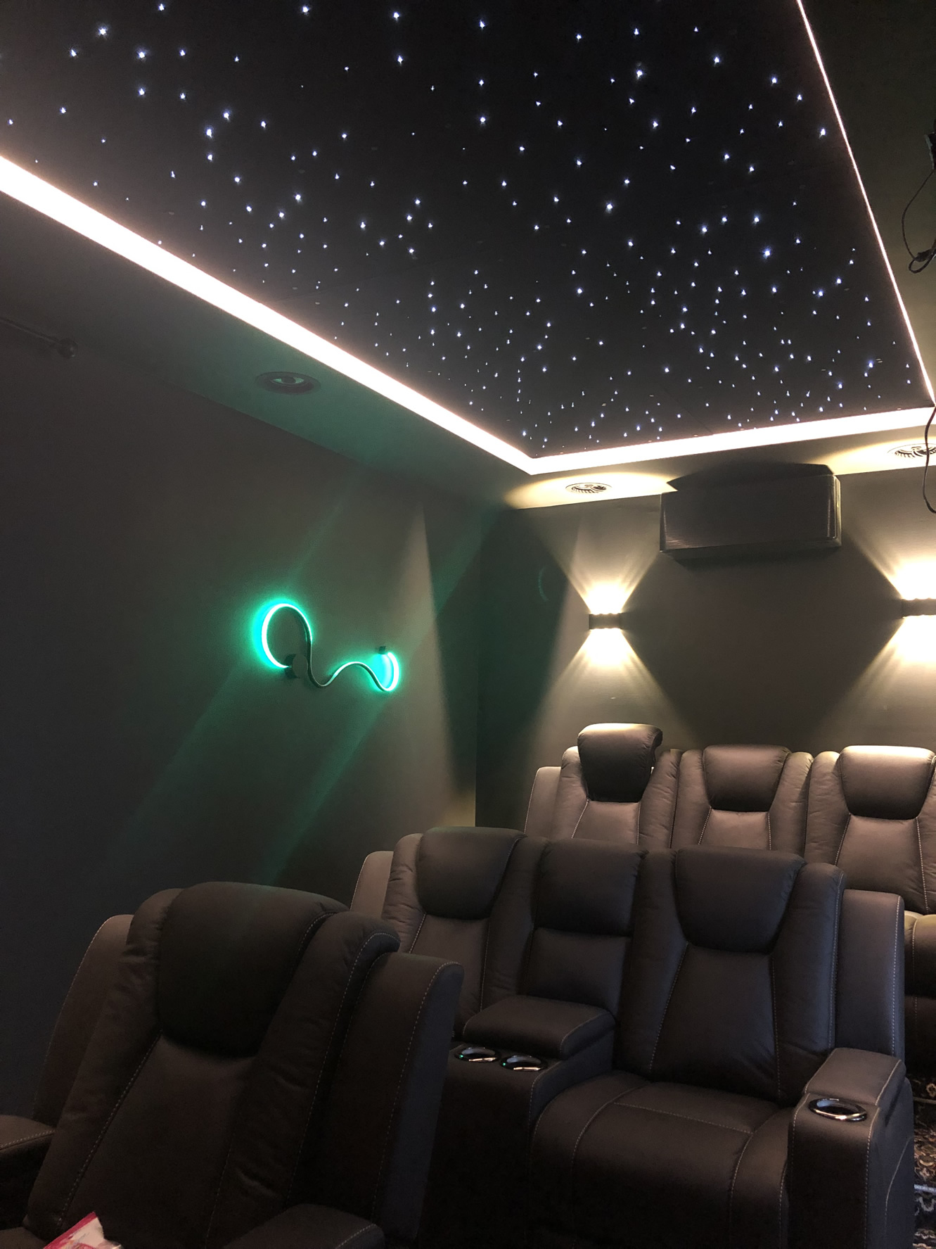 home-theatre-ceiling